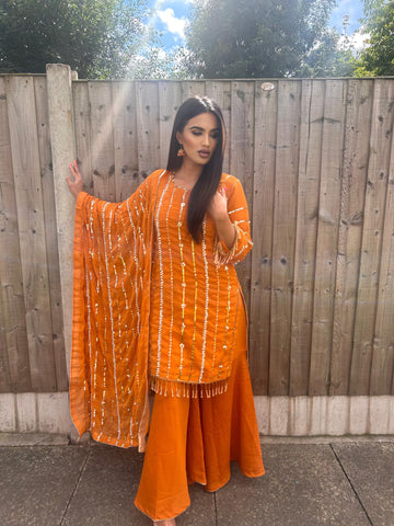 Pearla (burnt orange)